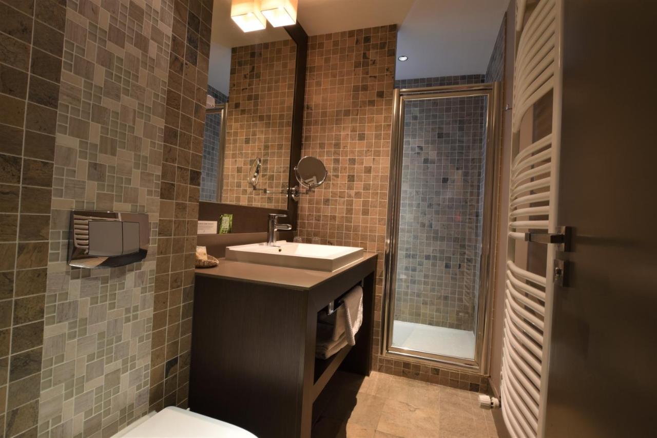 Logis Auberge Saint Simond إيكس ليه با المظهر الخارجي الصورة