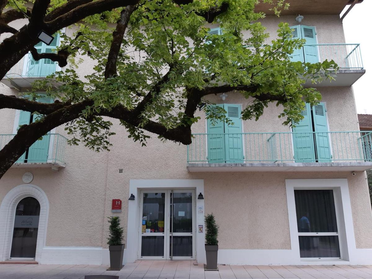 Logis Auberge Saint Simond إيكس ليه با المظهر الخارجي الصورة