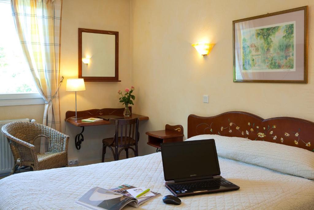 Logis Auberge Saint Simond إيكس ليه با الغرفة الصورة