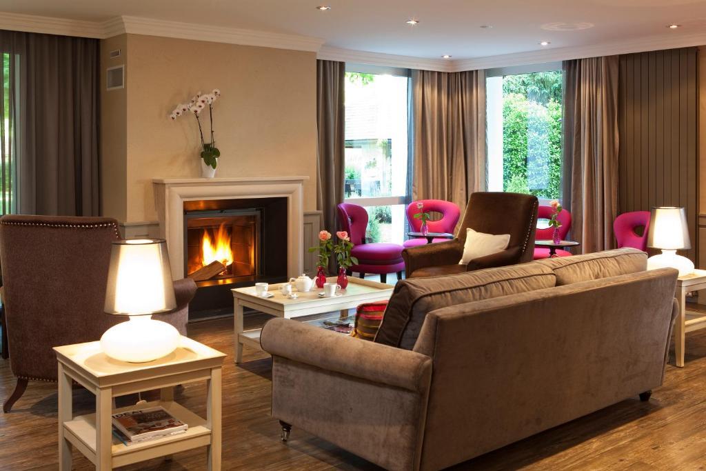 Logis Auberge Saint Simond إيكس ليه با المظهر الخارجي الصورة
