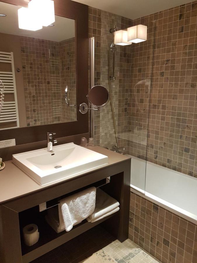 Logis Auberge Saint Simond إيكس ليه با المظهر الخارجي الصورة